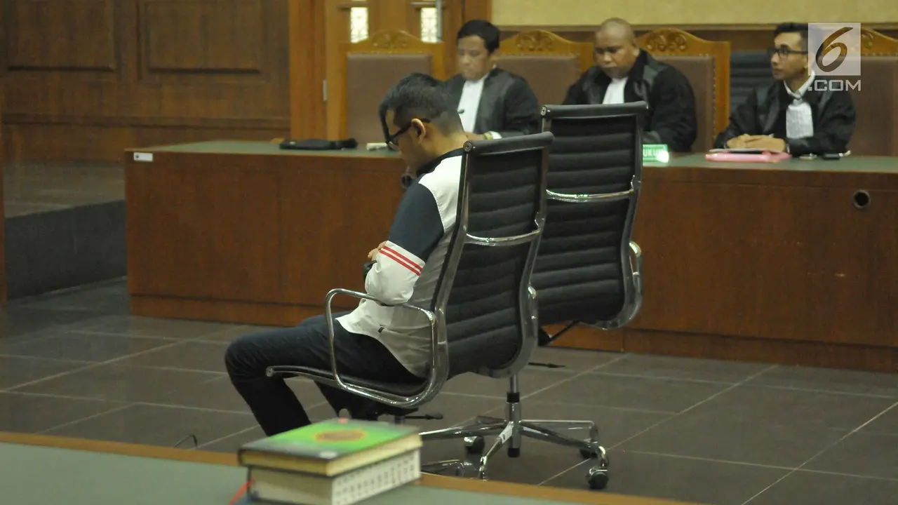 Fahmi Darmawansyah Divonis Hukuman 2 Tahun 8 Bulan Penjara