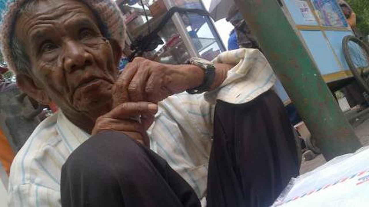 Kisah pak tua jujur si penjual amplop