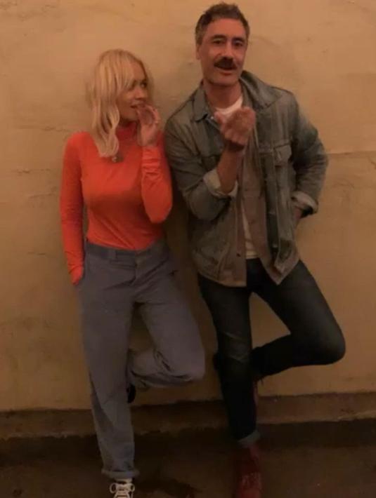<p>Rita Ora dan Taika Waititi. (Instagram/ ritaora)</p>