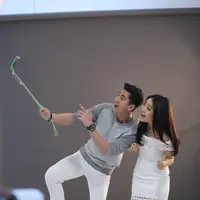 Verrell Bramasta dan Natasha Wilona (Nurwahyunan/Bintang.com)
