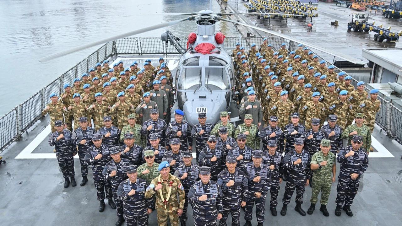 Bereskan Misi di Lebanon, Satgas MTF Konga Pulang Naik KRI SIM-367 Disambut Kasal di Tanah Air