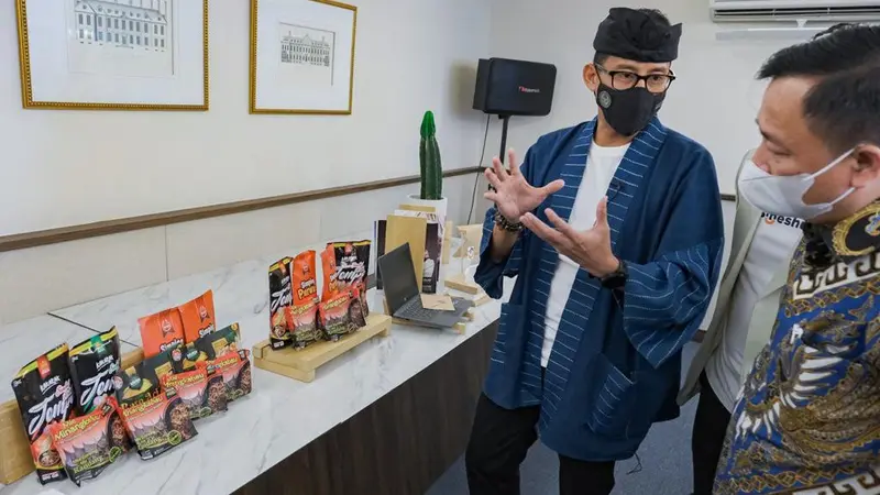 Dilarang Makan Bersama Saat Halal Bihalal, Sandiaga Uno: Kesempatan Buat UMKM Kuliner