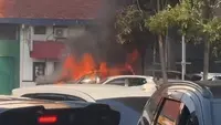 Mobil Listrik Terbakar di Tebet, Asap Hitam Membumbung