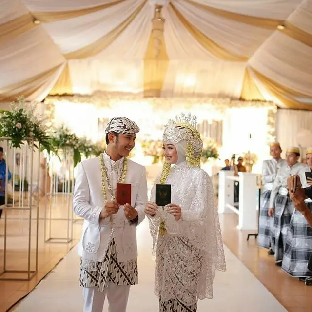 7 Potret Akad Nikah Pedangdut Jebolan D'Academy, Lesty Kejora Curi Perhatian
