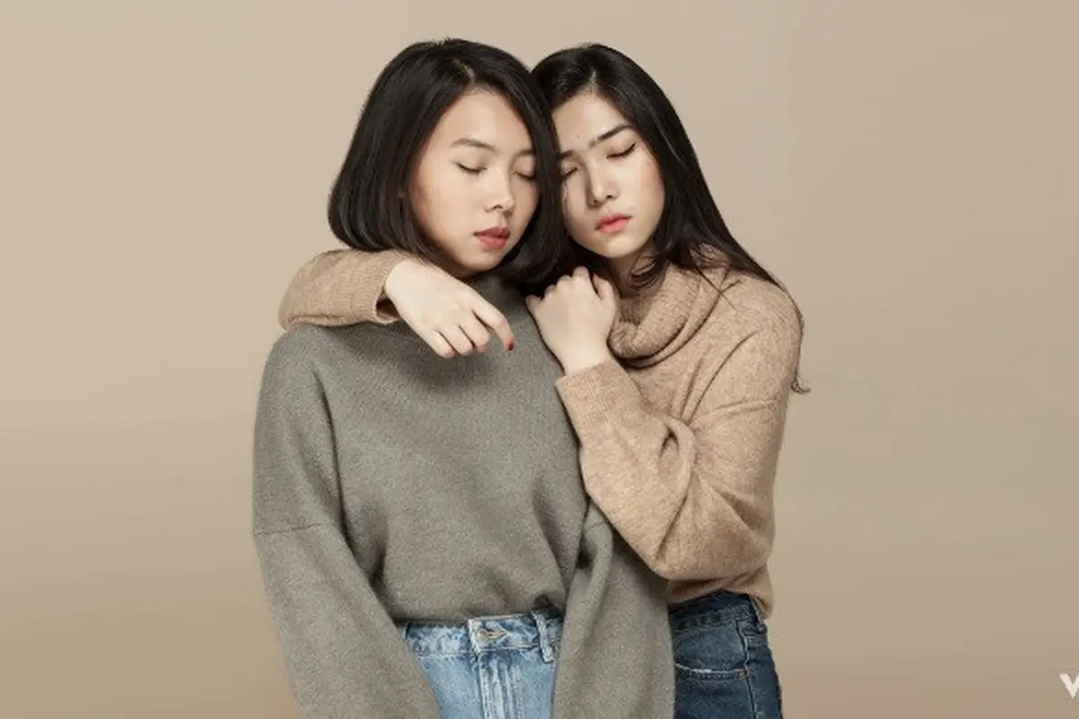 Isyana Sarasvati dan Rara Sekar