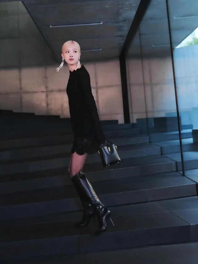 8 Inspirasi Gaun Hitam ala Member Blackpink, Pancarkan Pesona Elegan yang Tak Tertandingi
