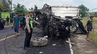 Kecelakaan Tiga Truk di Lampung Selatan, Dua Tewas