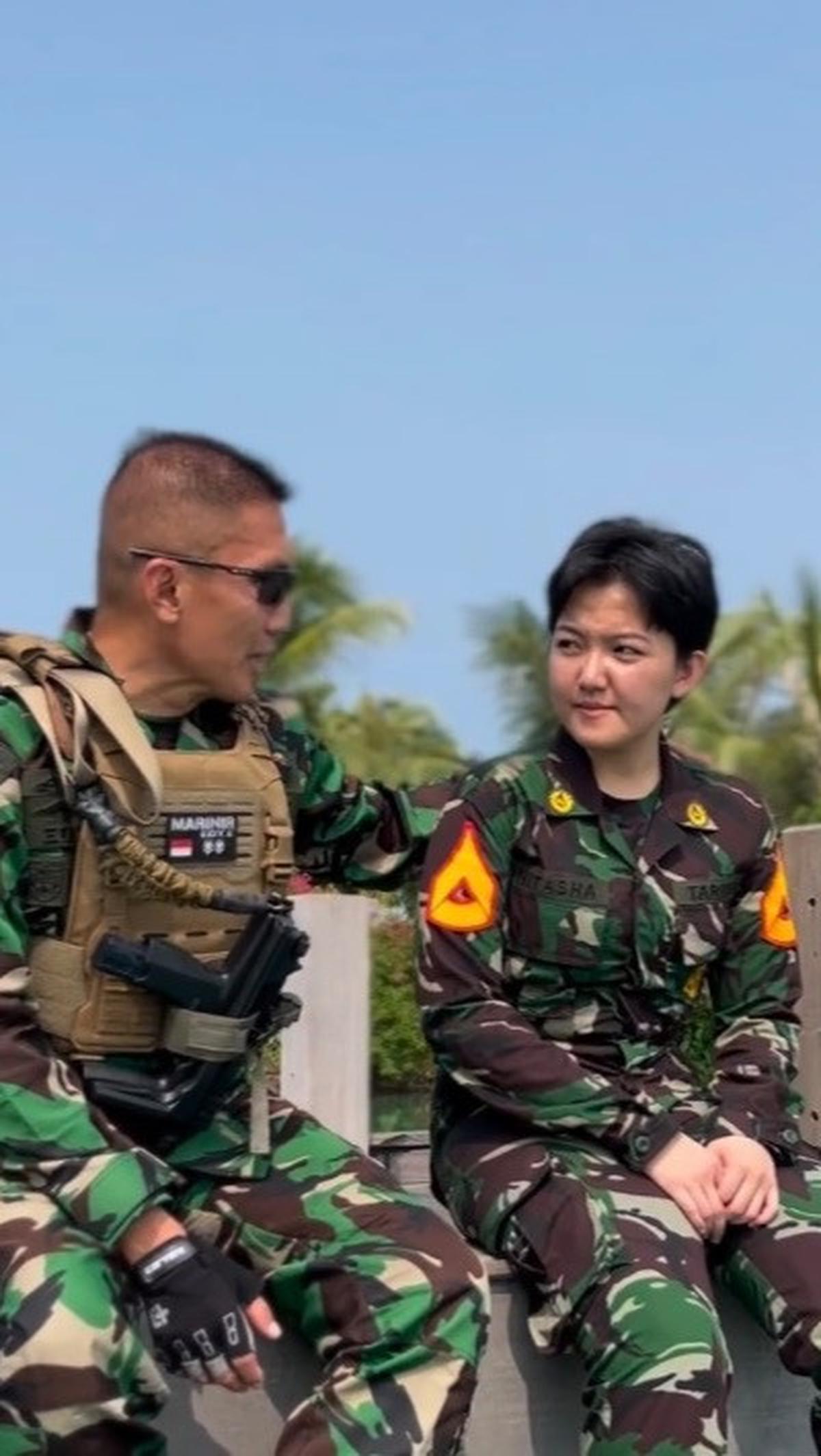 Bak peribahasa, 'Buah tidak akan jatuh jauh dari pohonnya', putri Edy Effendi juga gesit, tangguh dan terampil sama seperti ayahnya.