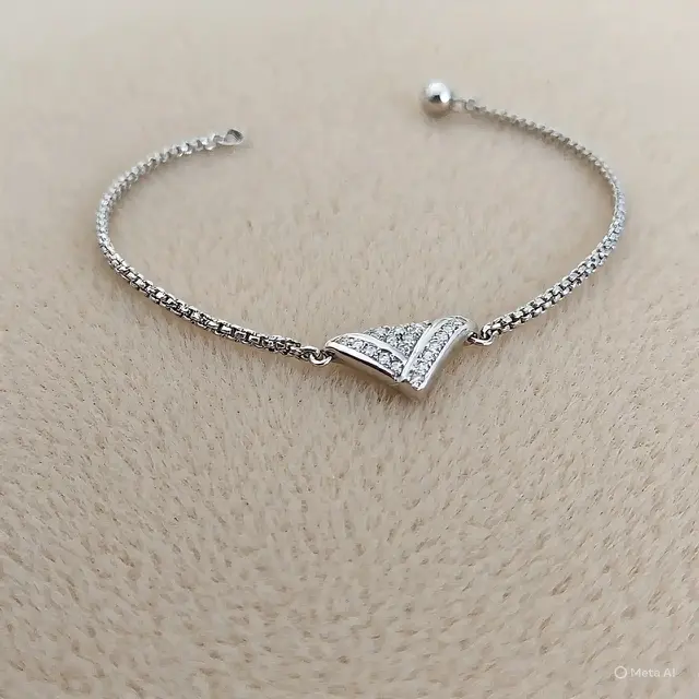 Gelang Model Victory