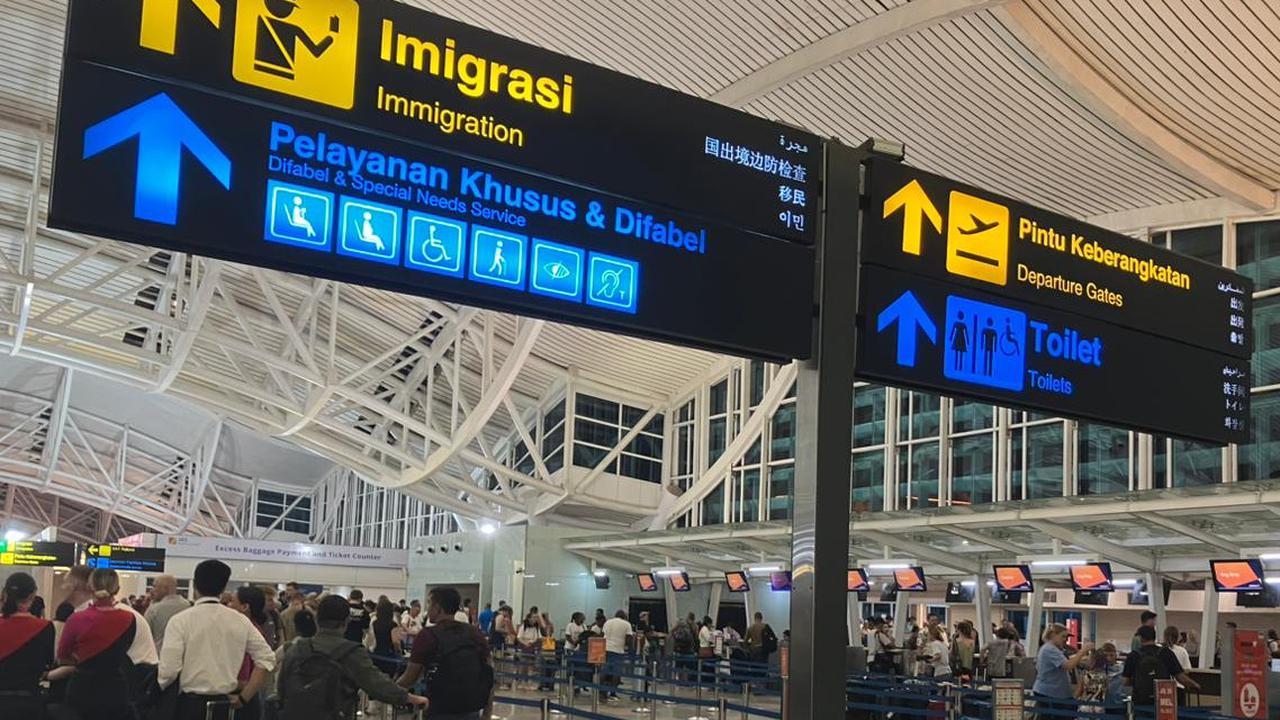 74 Penerbangan Terdampak Imbas Bandara Bali Padam Hampir Satu Jam