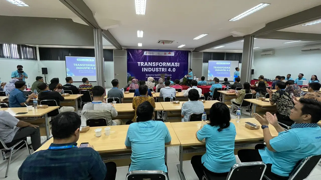 Para pelaku industri