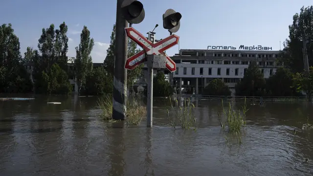 Bendungan Nova Kakhova Hancur, Banjir Rendam Wilayah Kherson Ukraina