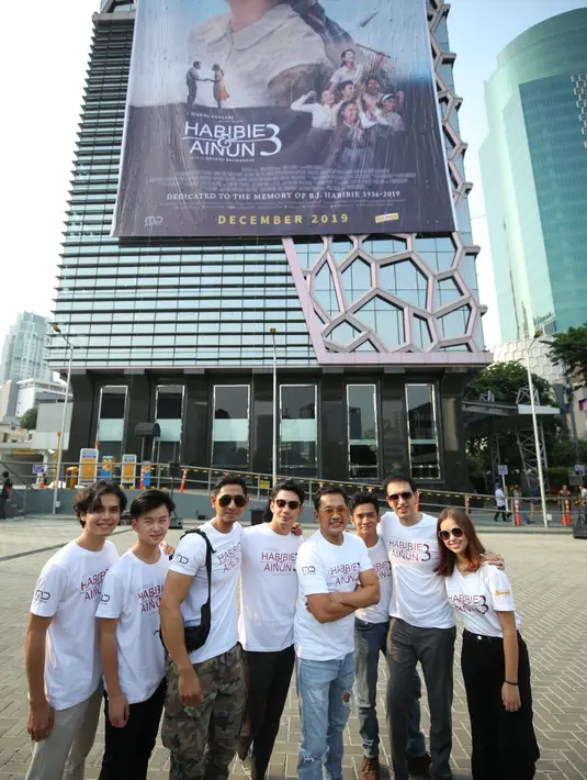 Habibie & Ainun 3 Rilis Poster (Daniel Kampua/Fimela.com)