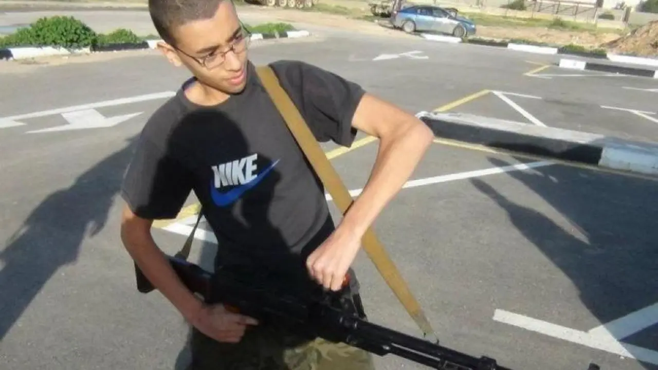 Hashem Abedi, adik pelaku bom bunuh diri Manchester Arena, Salman Abedi (Facebook/Yousef Hannaa)