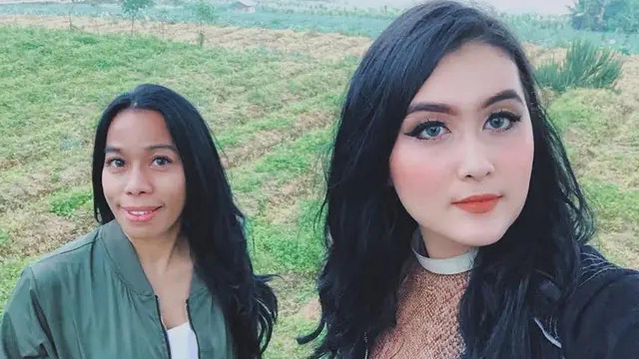 7 Potret Jadul Kebersamaan Talitha Curtis dan Ibunda, Penampilannya Curi Perhatian