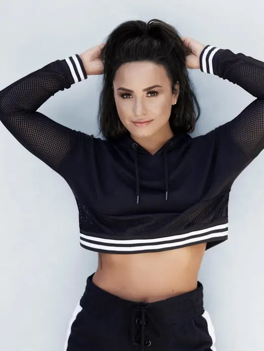 Dirinya pun akhirnya terdiagnosa mengidap bulimia nervosa. (instagram/ddlovato)