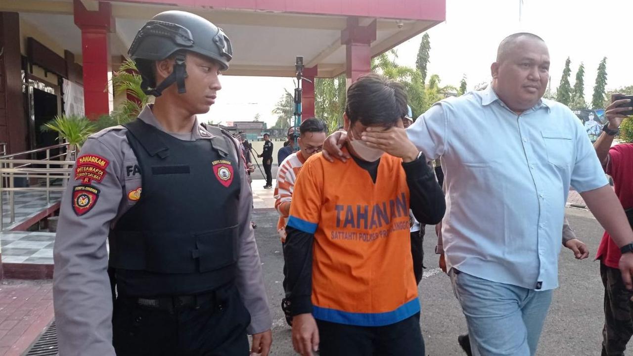 AW jadi Tersangka<br>