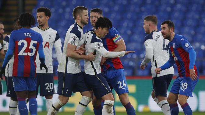 Hasil Liga Inggris: Gol Jeffrey Schlupp Buyarkan ...