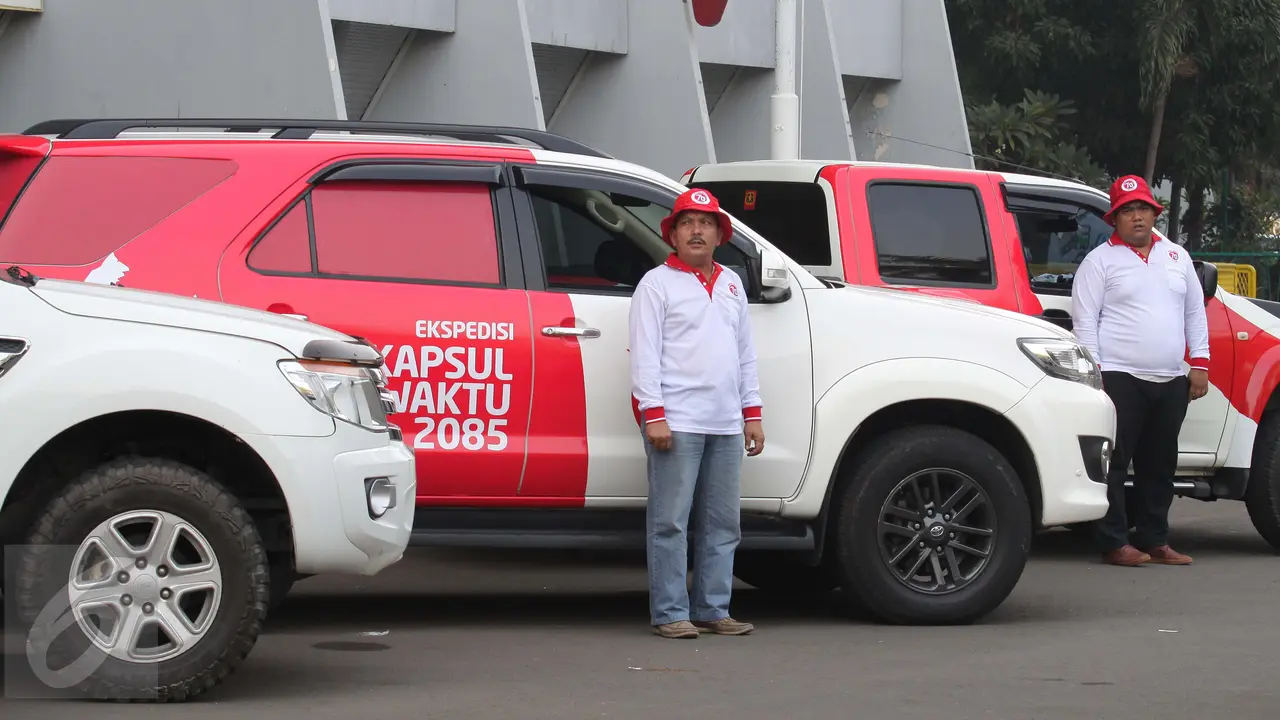 20150917-Menteri Pratikno Lepas Keberangkatan Ekspedisi Kapsul Waktu Pembawa Mimpi-Jakarta