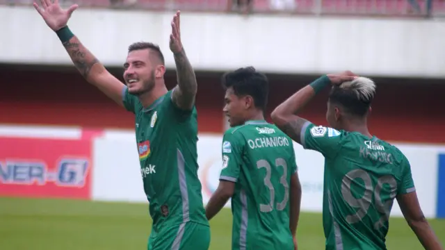 PSS Sleman vs Badak Lampung FC