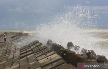 BMKG Ingatkan Waspada Potensi Gelombang Tinggi 4 Meter di Perairan Sumut 25-28 Mei 2026