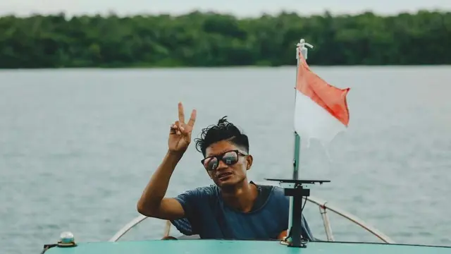 Fifan, pemandu asal Indonesia yang hilang belum ditemukan setelah insiden kapal terbalik di perairan Indonesia