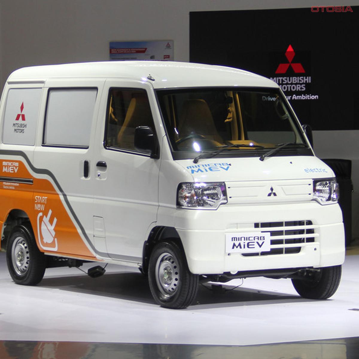 Mitsubishi minicab store miev 2017
