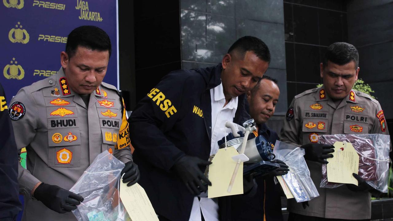 FOTO: Polisi Bongkar Jaringan Aborsi Ilegal Berkedok Layanan Daring