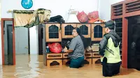 Pondok Diterjang Banjir, Ratusan Santri Jember Jadi Pengungsi