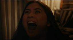 Prilly Latuconsina di salah satu adegan film Danur 2: Maddah. (MD Pictures)