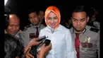 Walikota Tangerang Selatan, Airin Rachmi Diany kembali memenuhi panggilan penyidik KPK, Jakarta, Kamis (22/1/2015). (Liputan6.com/Faisal R Syam)airin 