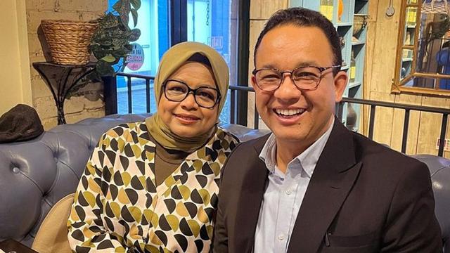 7 Potret Kesederhanaan Fery Farhati Istri Anies Baswedan, Selalu Setia Mendampingi
