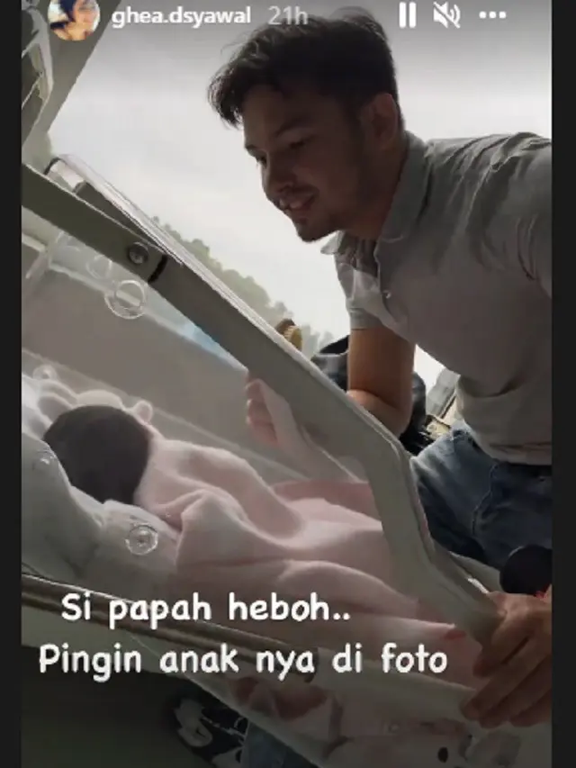 Alanah putri Ghea D'Syawal dan Jesse Boon (Foto: Instagram/@ghea.dsyawal)