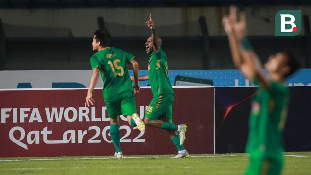 Foto: Momen-momen Menarik Saat PSS Sleman Jegal Langkah Persib Bandung ke Semifinal Piala Presiden 2022