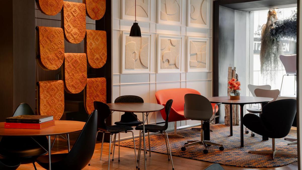 Fritz Hansen Place Jakarta Hadir dengan Wajah Baru: Ruang Kolaborasi Antara Desain Denmark dan Jiwa Indonesia