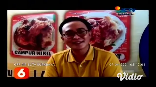 Selain karapan sapi, Pulau Madura juga dikenal kulinernya yang melegenda dan nikmat, karena kaya akan rempah. Salah satunya yakni, kaldu kokot, kuliner khas pamekasan berbahan utama kaki sapi.