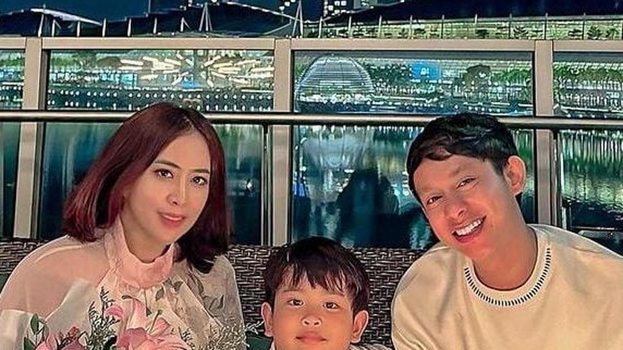 Potret Crazy Rich Bali Rayakan Ultah Asisten di Singapura, Saking Sayangnya Sempat Ditawarkan Masuk Kartu Keluarga