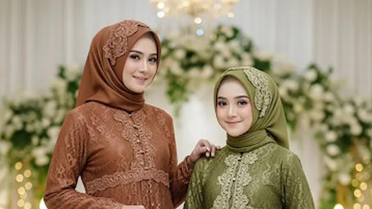 10 Model Baju Brokat Anak Kembaran dengan Ibu untuk Pesta yang Anggun dan Elegan