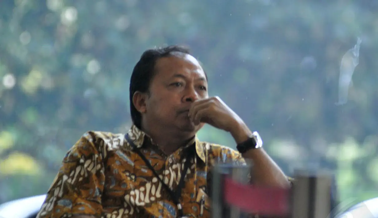 Wayan Koster diperiksa sebagai saksi untuk tersangka Rizal Abdullah yang menjadi Ketua Komite Pembangunan Wisma Atlet, Jakarta, Selasa (4/11/2014). (Liputan6.com/Miftahul Hayat)