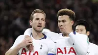 Striker Tottenham Hotspur, Harry Kane, mencetak gol semata wayang ke gawang Chelsea pada semifinal leg pertama Piala Liga Inggris, di Stadion Wembley, London, Rabu (9/1/2019) dini hari WIB.  (AP Photo/Frank Augstein)