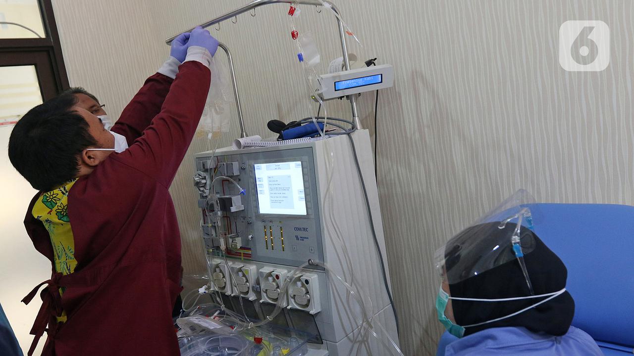 FOTO: Penyintas COVID-19 di Bekasi Donorkan Plasma Konvalesen