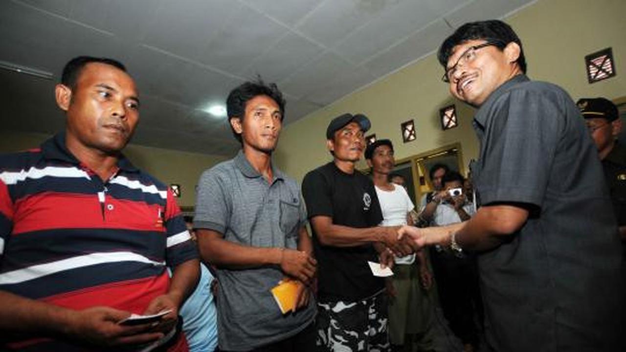 Kemenpera beri santunan warga korban bentrokan Lampung 