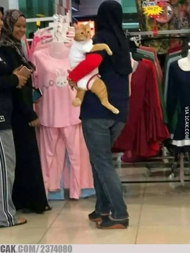 6 Gaya Nyeleneh Orang Saat Belanja Ini Bikin Geleng Kepala