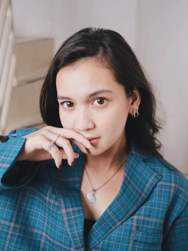 Dea Annisa semakin menawan di usai dewasa