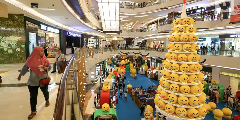 Sambut Natal, Pohon Joypixels Emoji Hiasi Mall Kemang