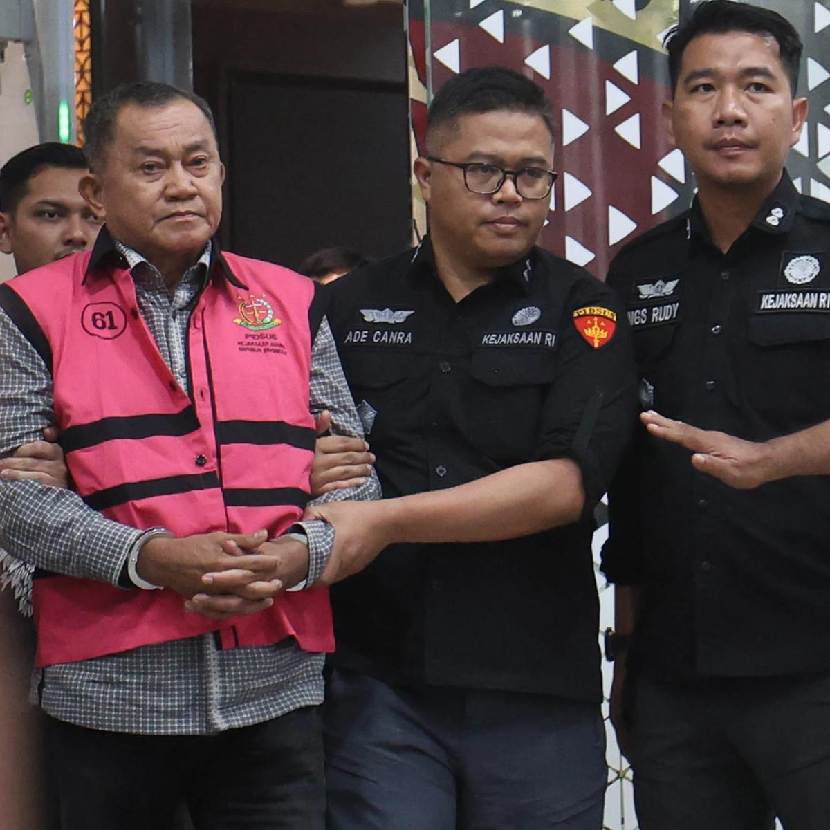FOTO: Tiga Eks Pimpinan BGN Ditahan dalam Kasus Dugaan Korupsi Program MBG