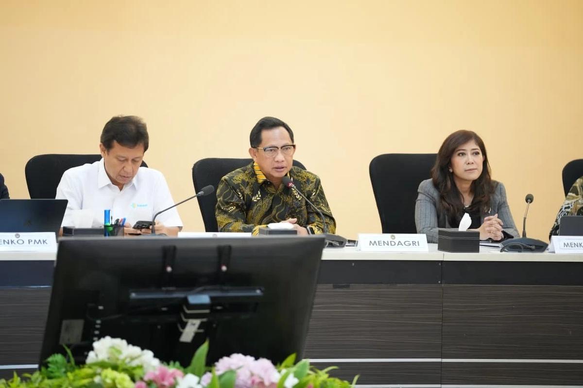 Mendagri saat Rakor Tingkat Menteri Sinkronisasi Koordinasi dan Pengendalian (SKP) Pencegahan dan Penanganan Masalah Kesehatan Jiwa pada Anak dan Remaja.