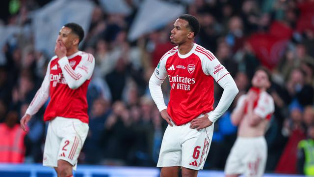 Foto: Wajah Lesu Pemain Arsenal Setelah Gagal Juara Carabao Cup, Pelajaran Berharga dari Manchester City