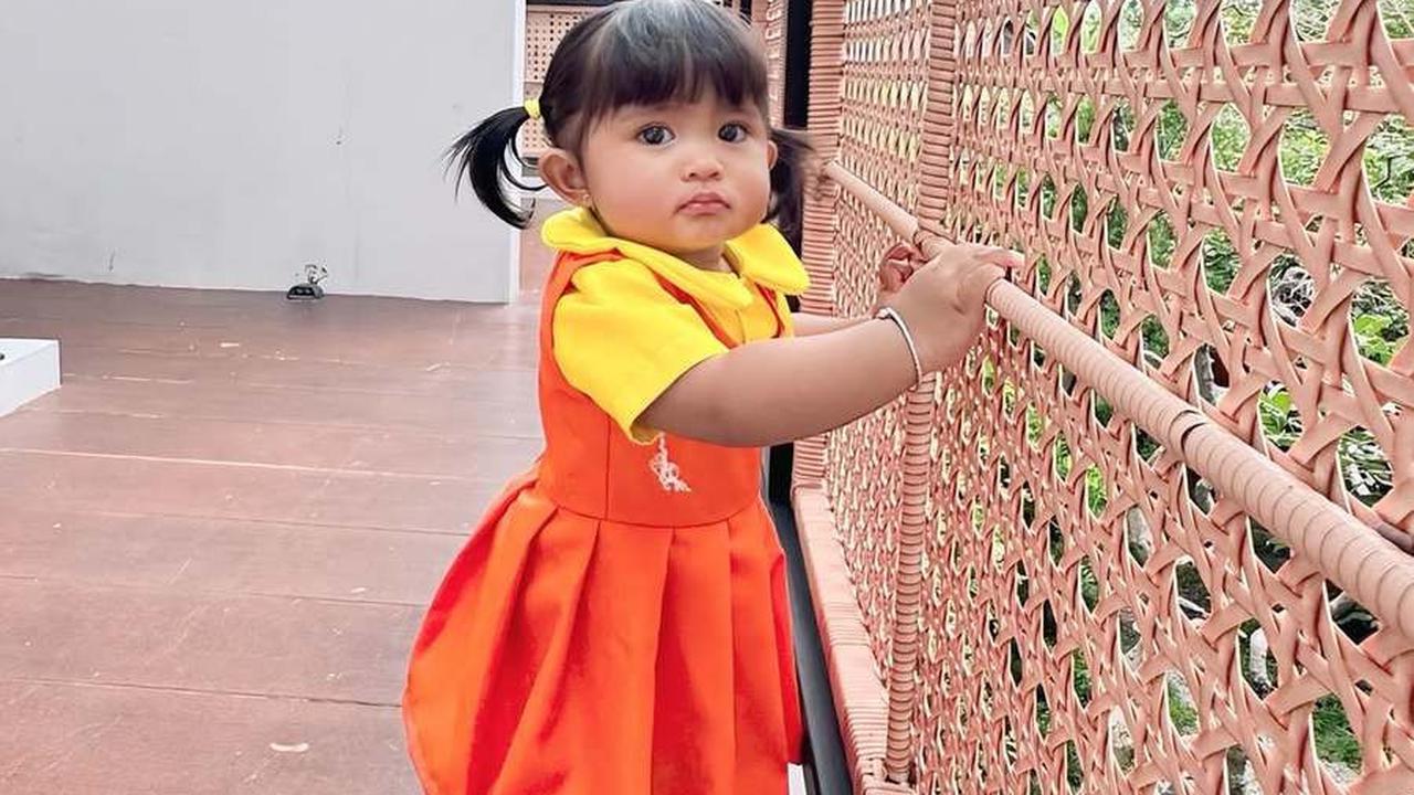 Makin Gede, Potret Dek Cunda Tampil Gemas OOTD Mirip Boneka Squid Game