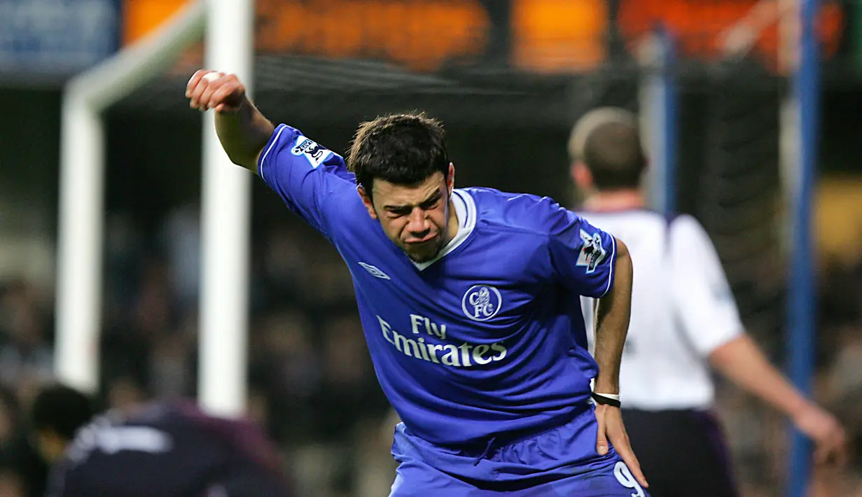 Namun catatan impresif nya tak mampu ia perlihatkan di Chelsea. Kezman hanya mampu menciptakan 7 gol dan 41 pertandingan yang ia lakoni. (AFP/Odd Andersen)